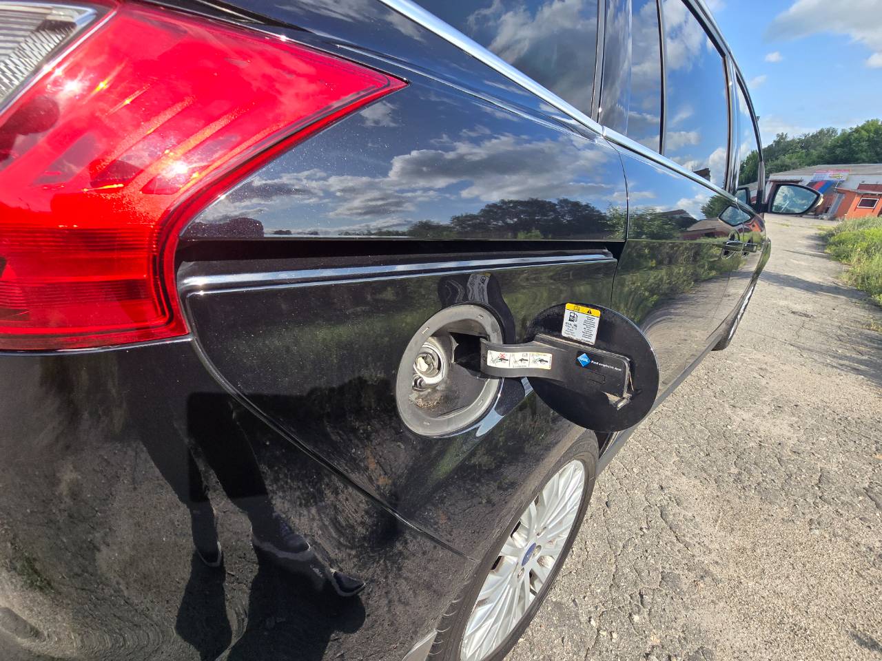 Ford C-MAX - фото 8