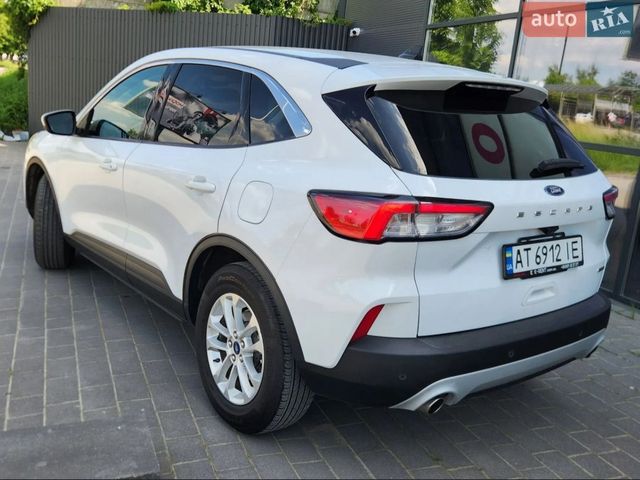 Ford Escape - фото 4