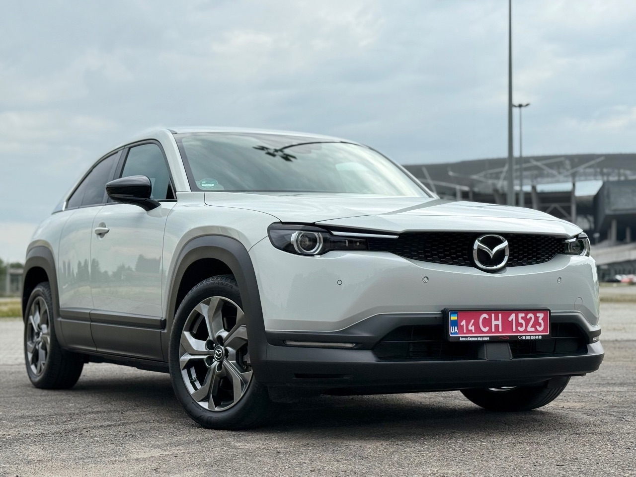 Mazda MX-30 - фото 7
