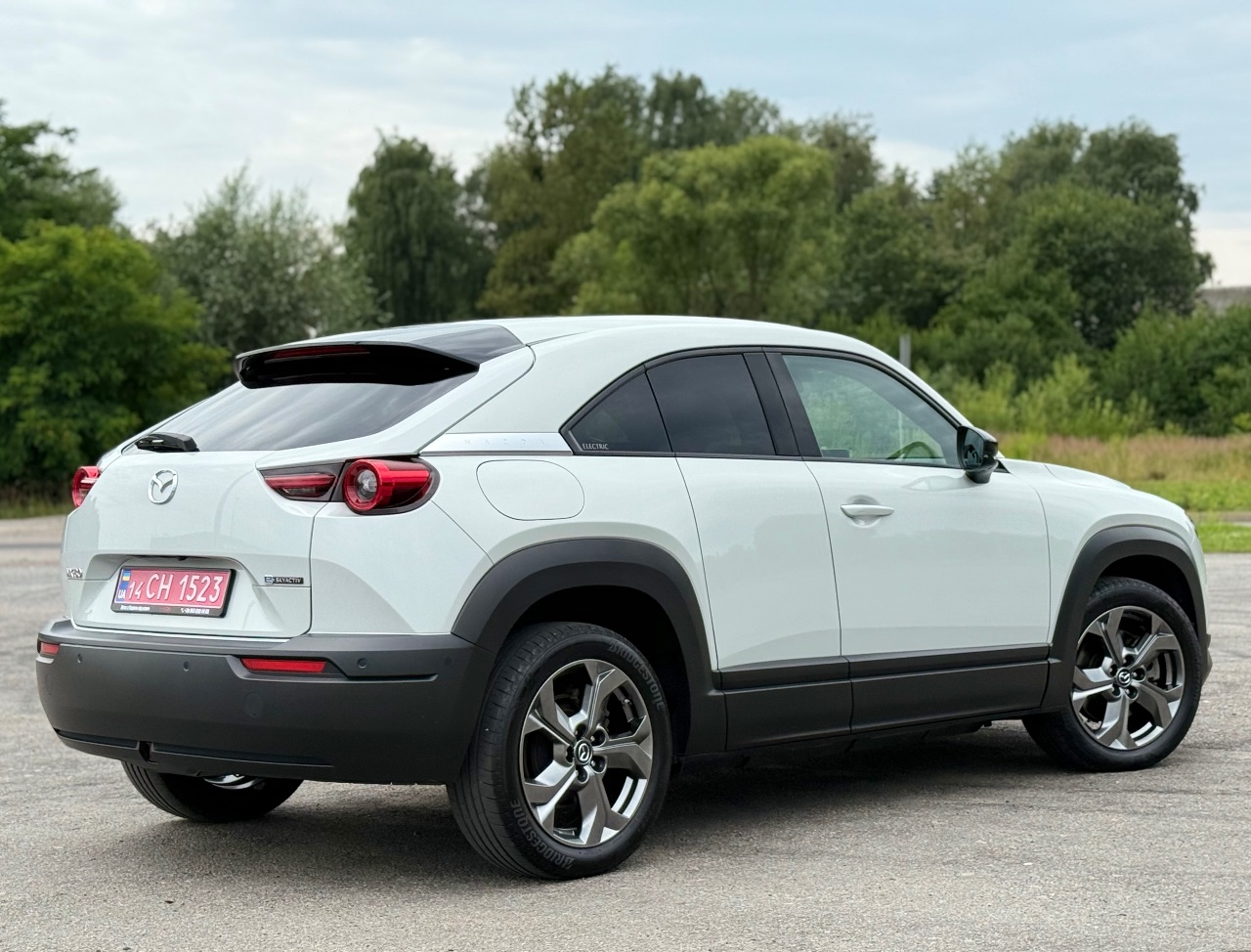 Mazda MX-30 - фото 10