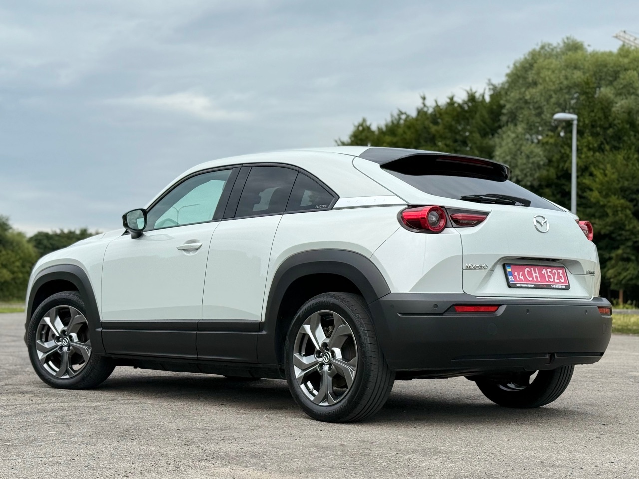 Mazda MX-30 - фото 6