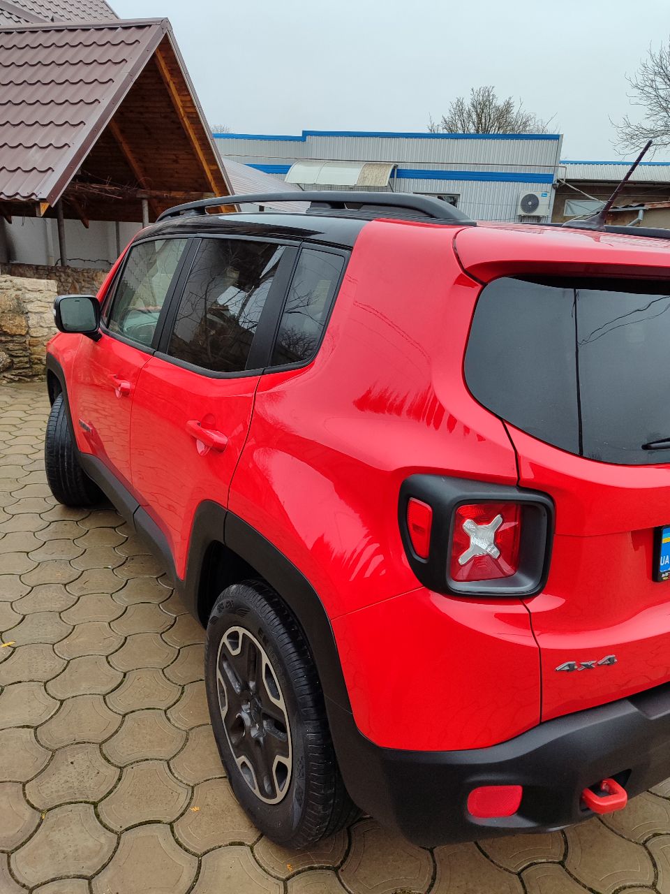 Jeep Renegade - фото 3