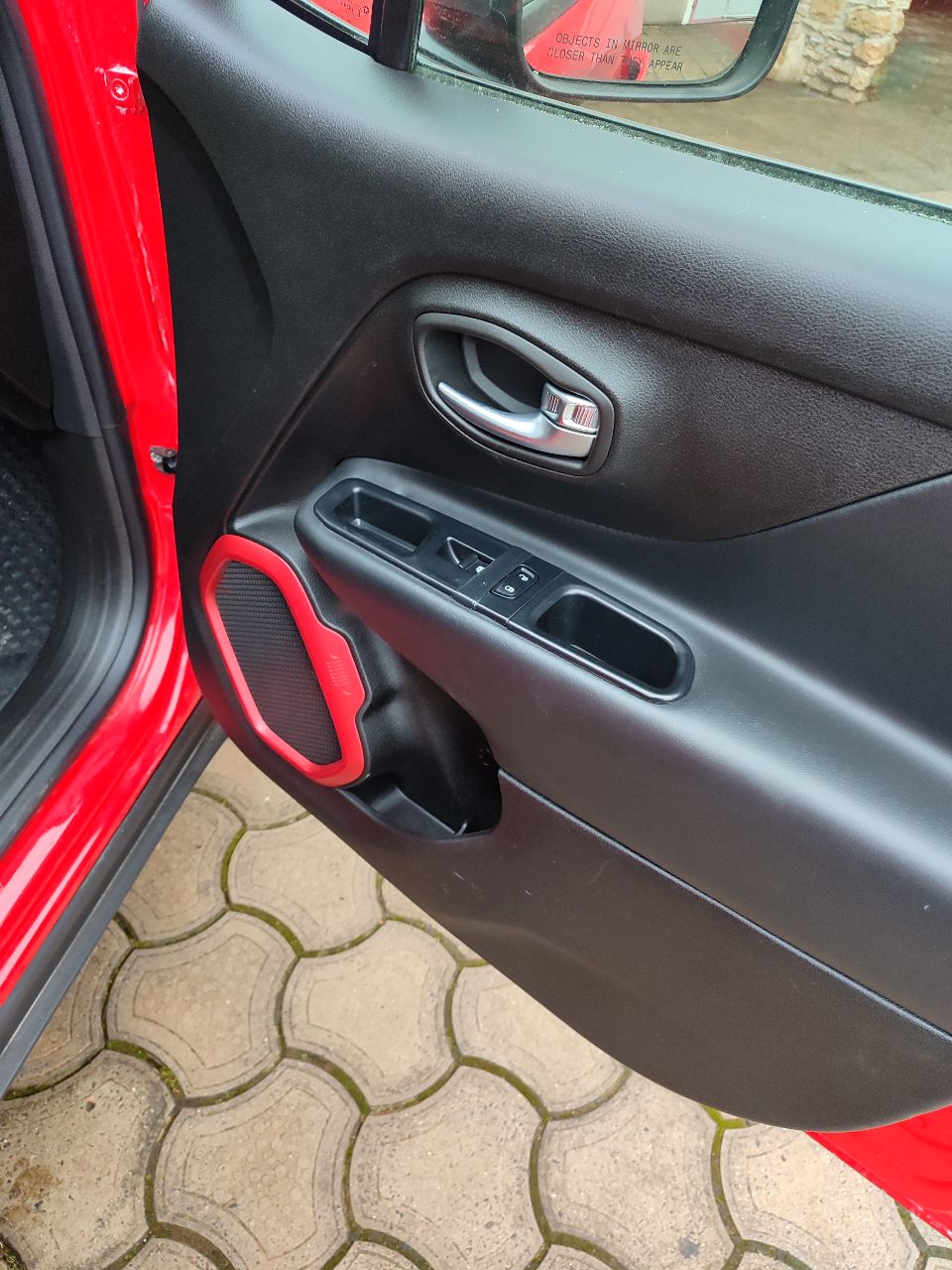 Jeep Renegade - фото 39