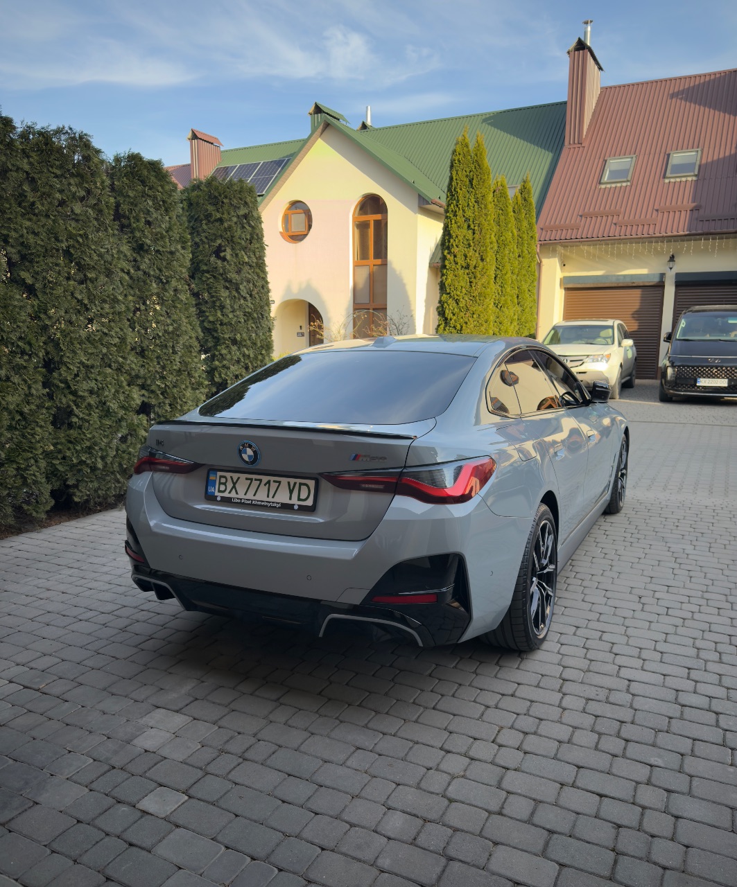 BMW i4 - фото 12