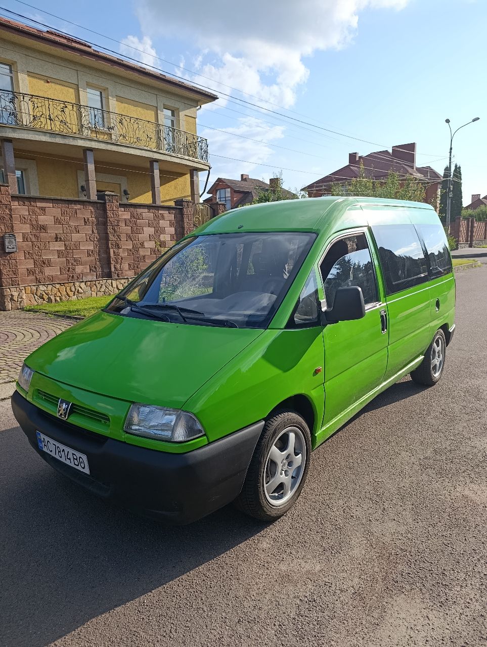 Peugeot Expert - фото 1