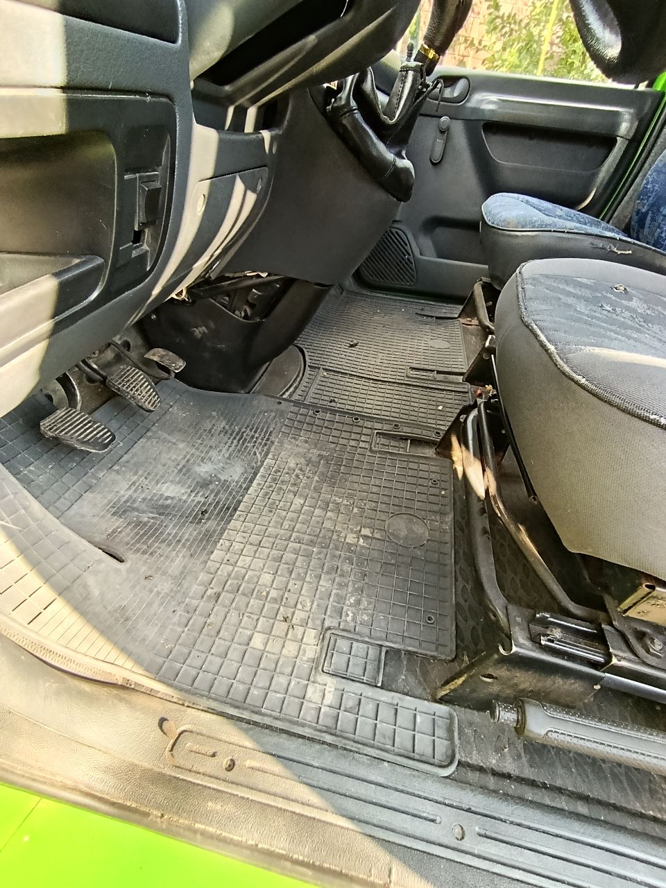 Peugeot Expert - фото 18