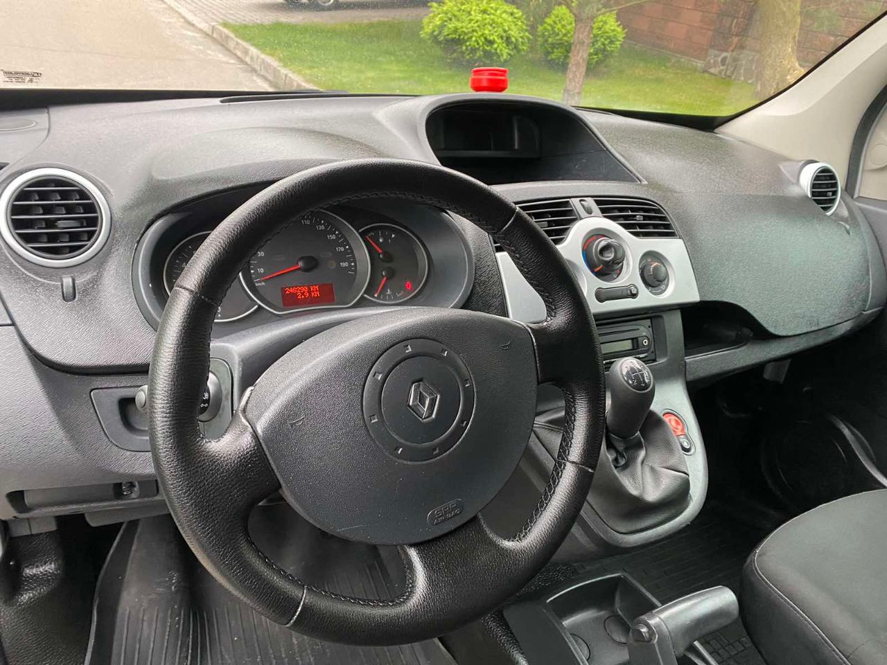 Renault Kangoo - фото 6