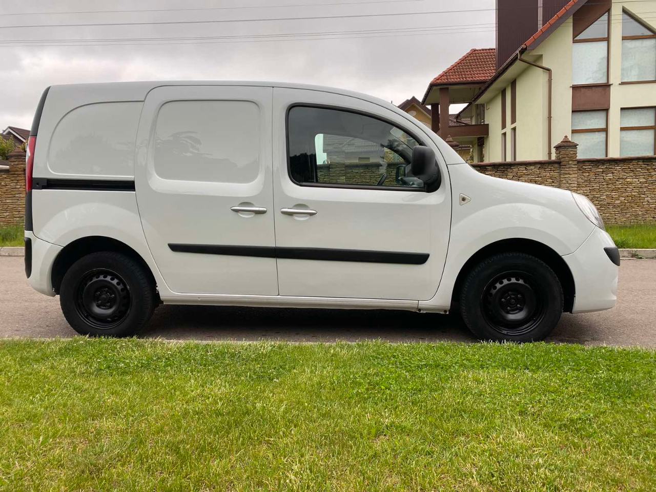 Renault Kangoo - фото 30