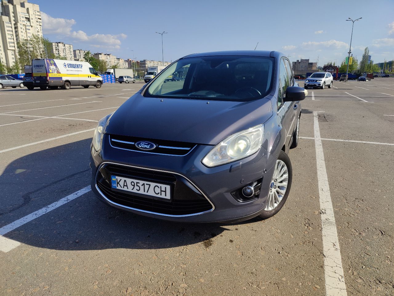 Ford C-MAX - фото 1