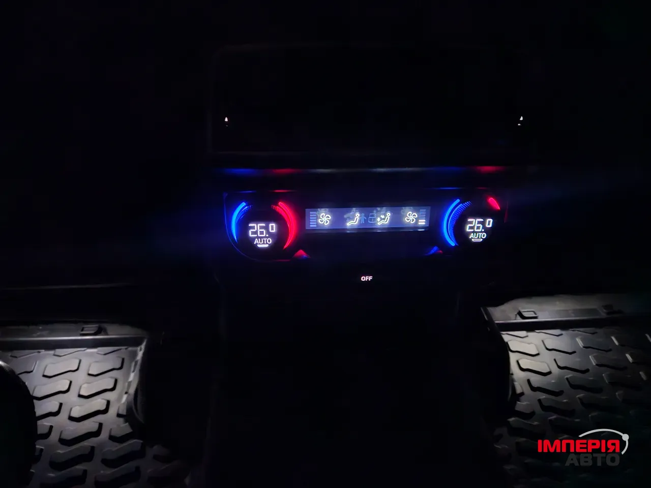 Audi Q7 - фото 74