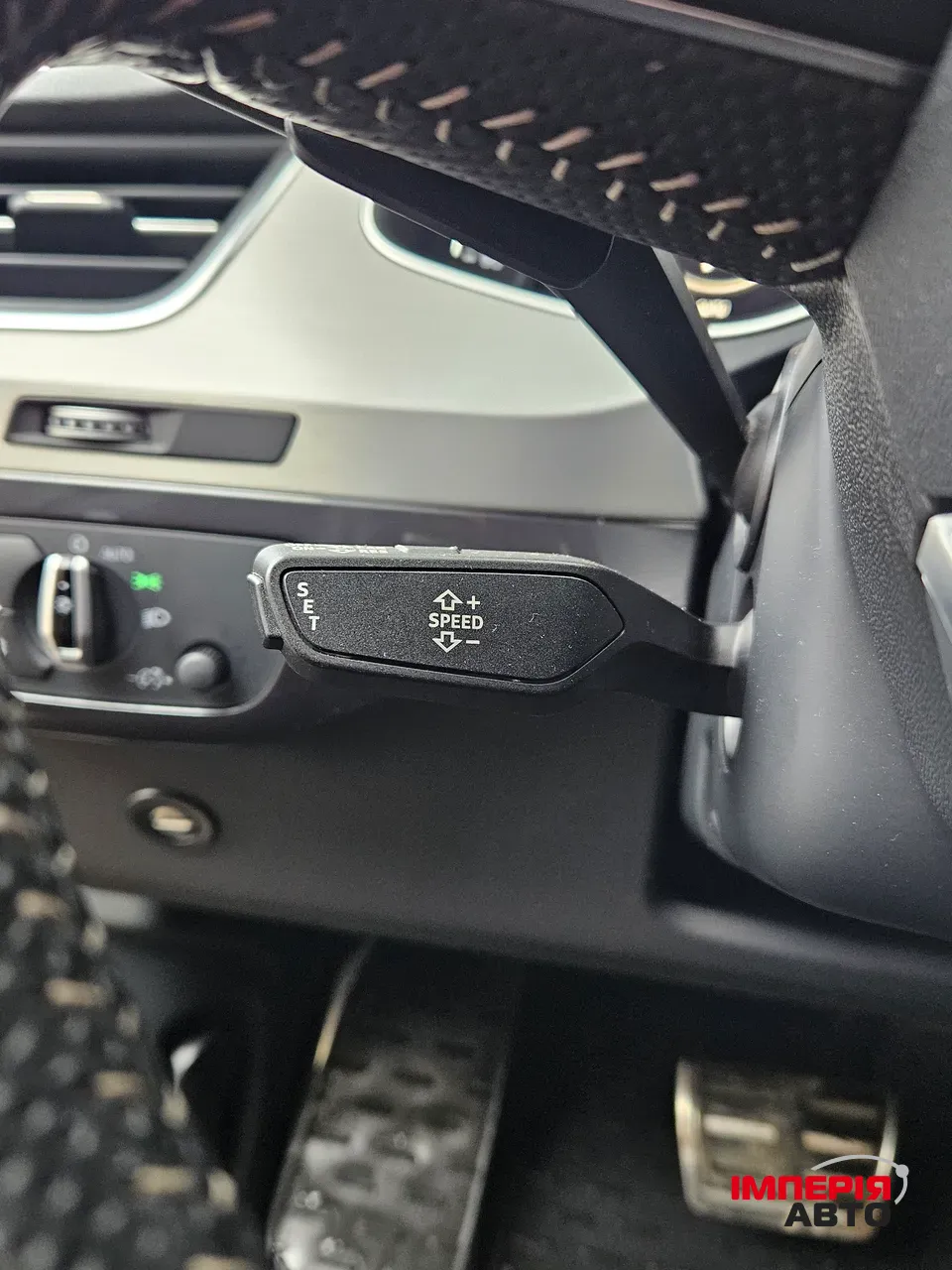 Audi Q7 - фото 40