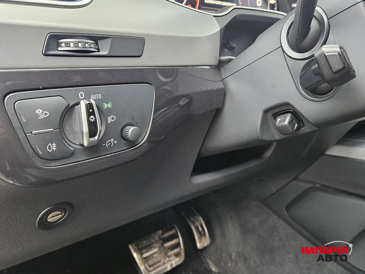 Audi Q7 - фото 37