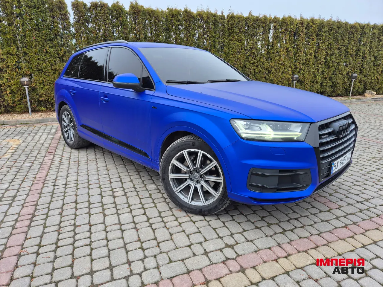 Audi Q7 - фото 12