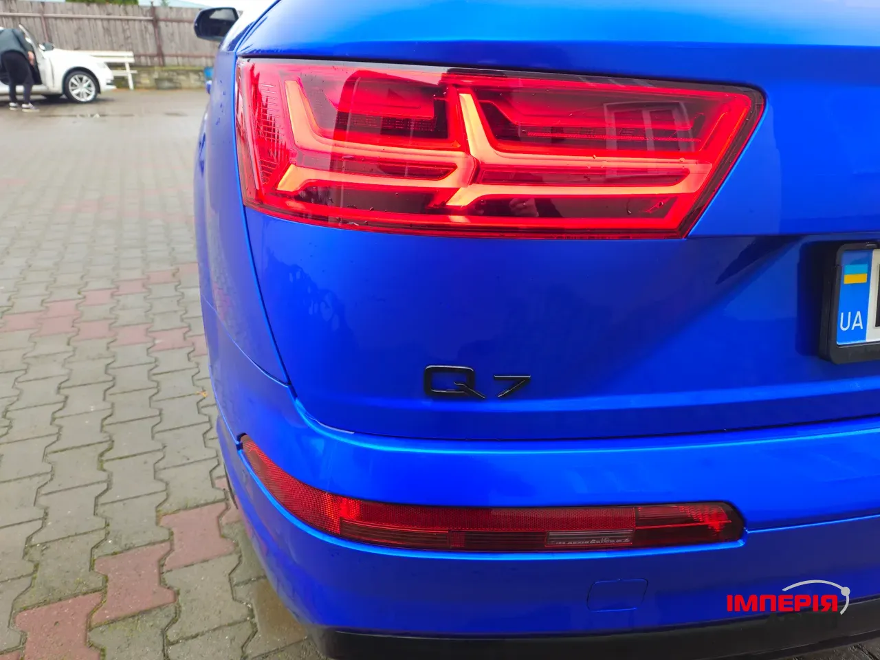 Audi Q7 - фото 32