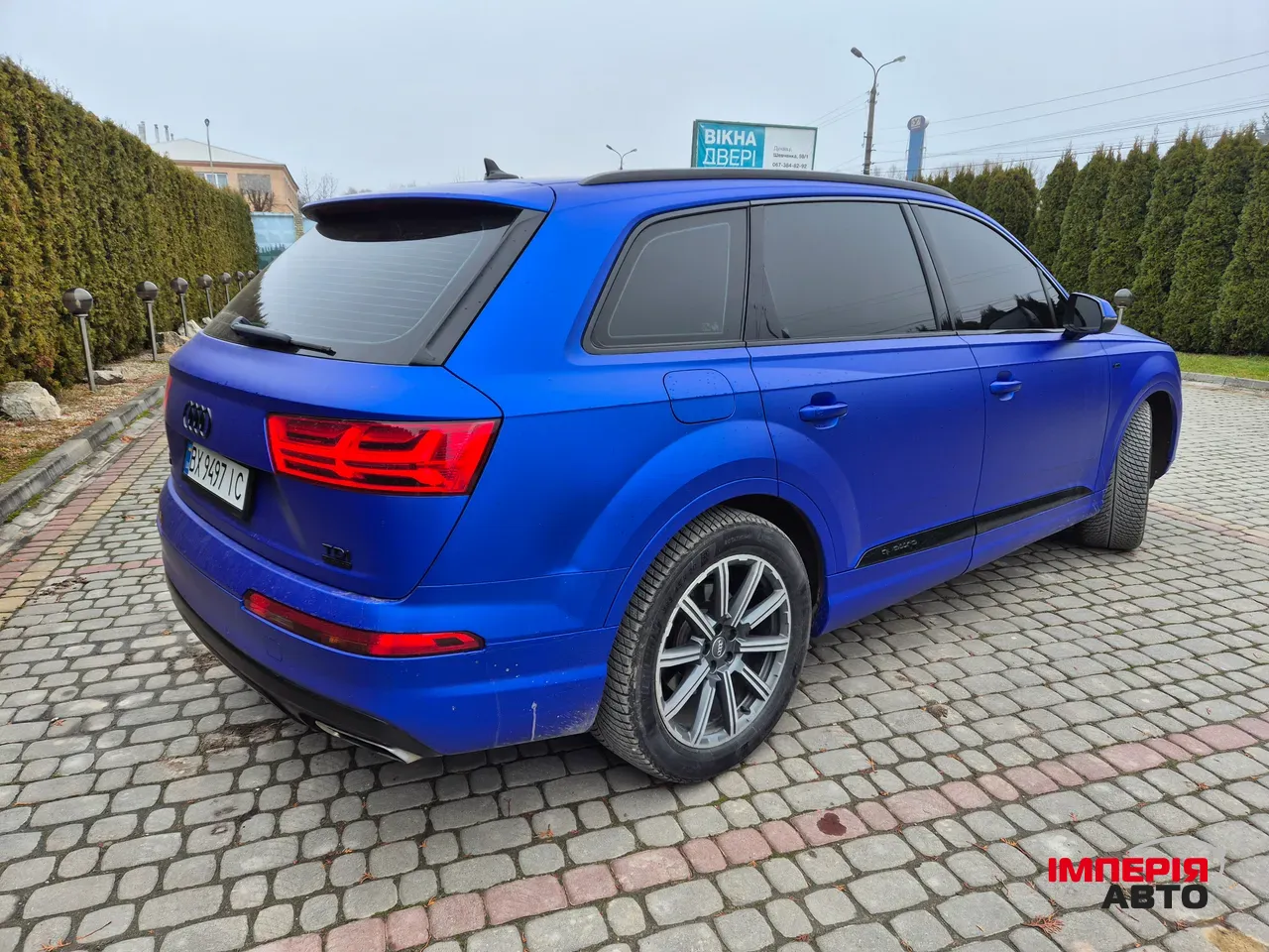 Audi Q7 - фото 22