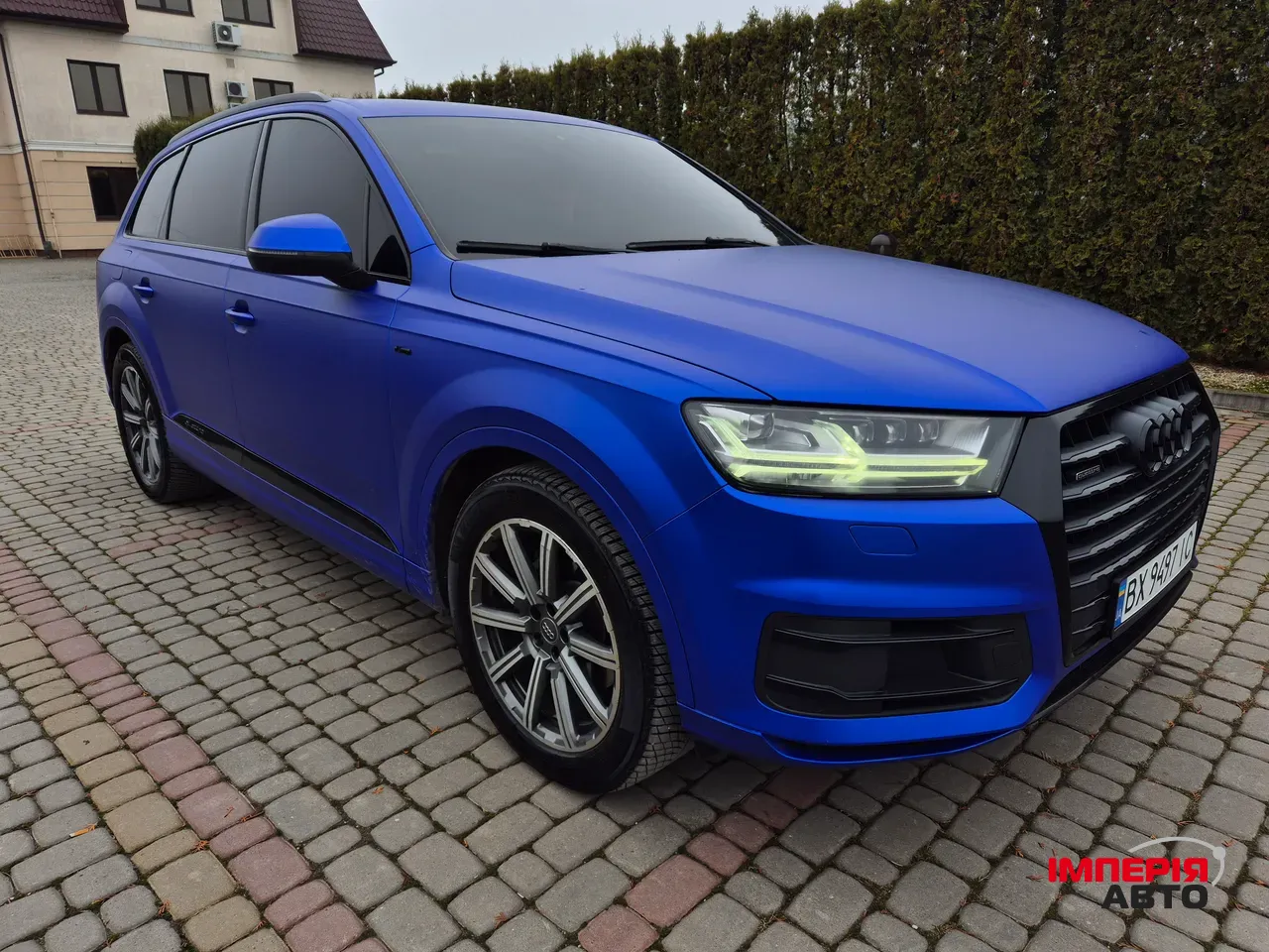 Audi Q7 - фото 2