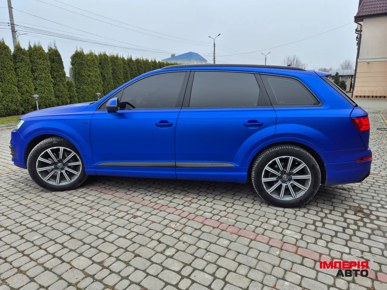 Audi Q7 - фото 19