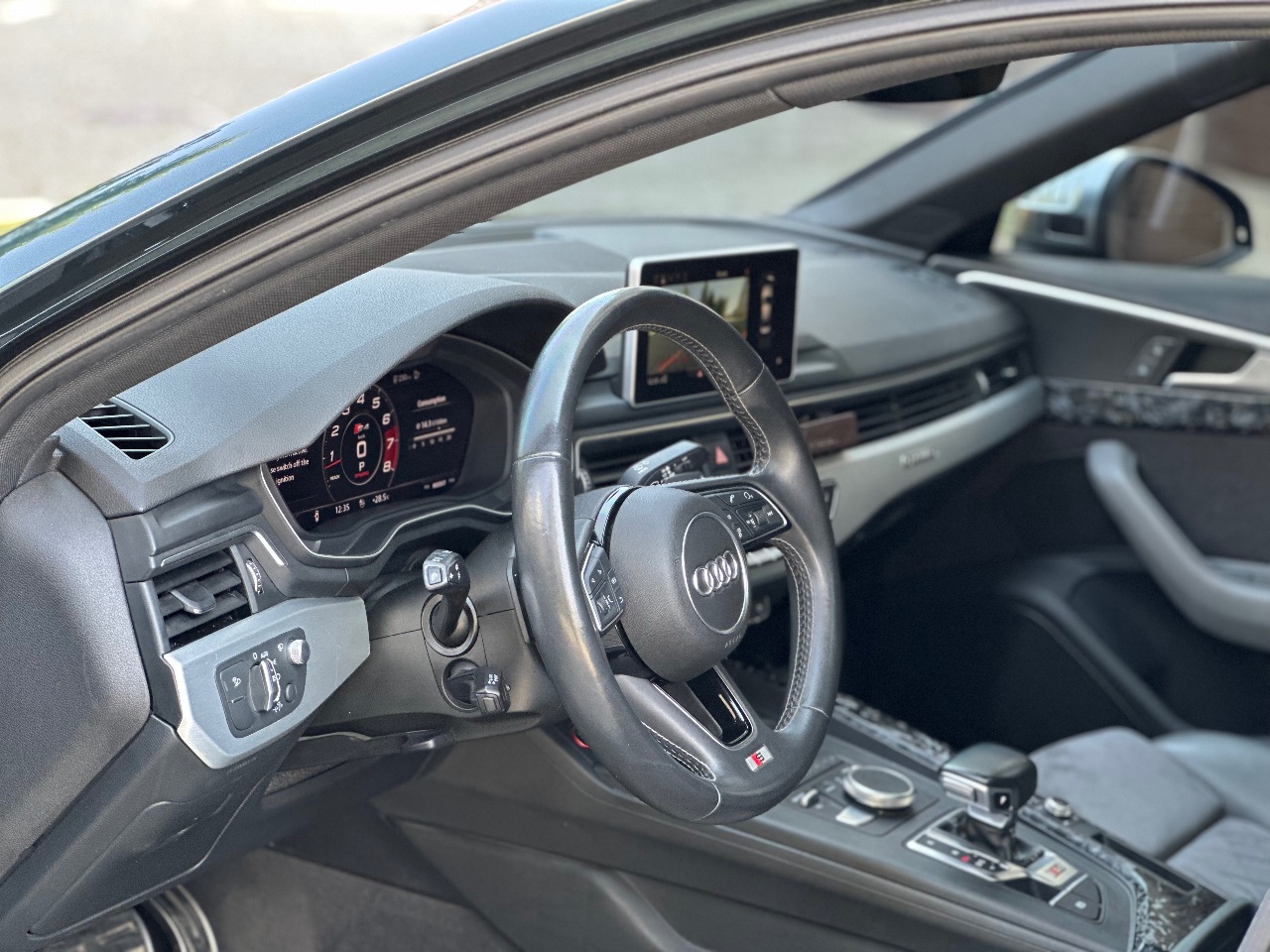 Audi S4 - фото 24