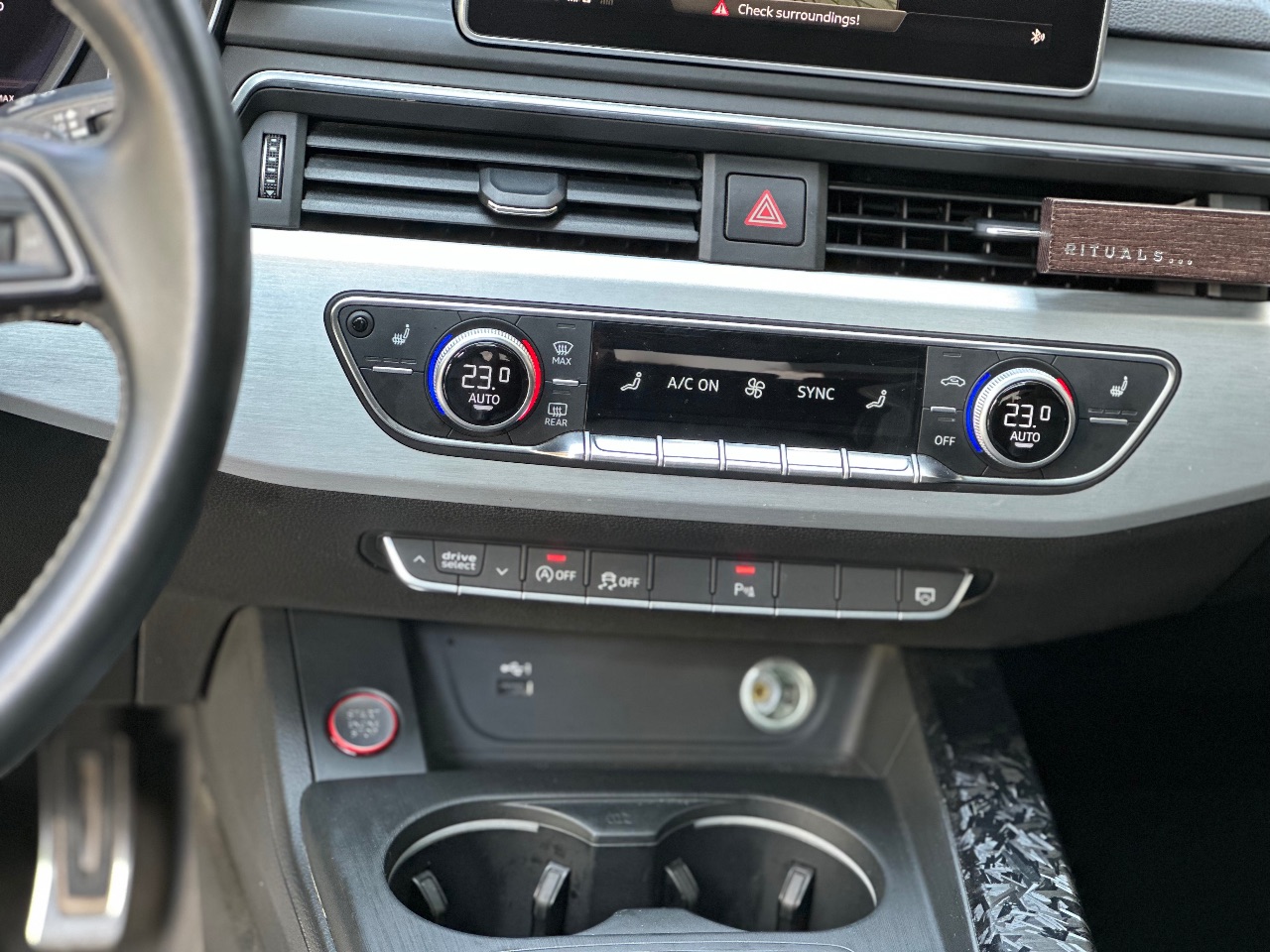 Audi S4 - фото 9