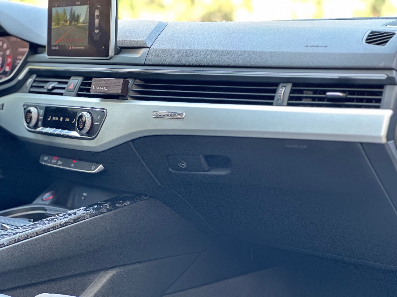 Audi S4 - фото 18