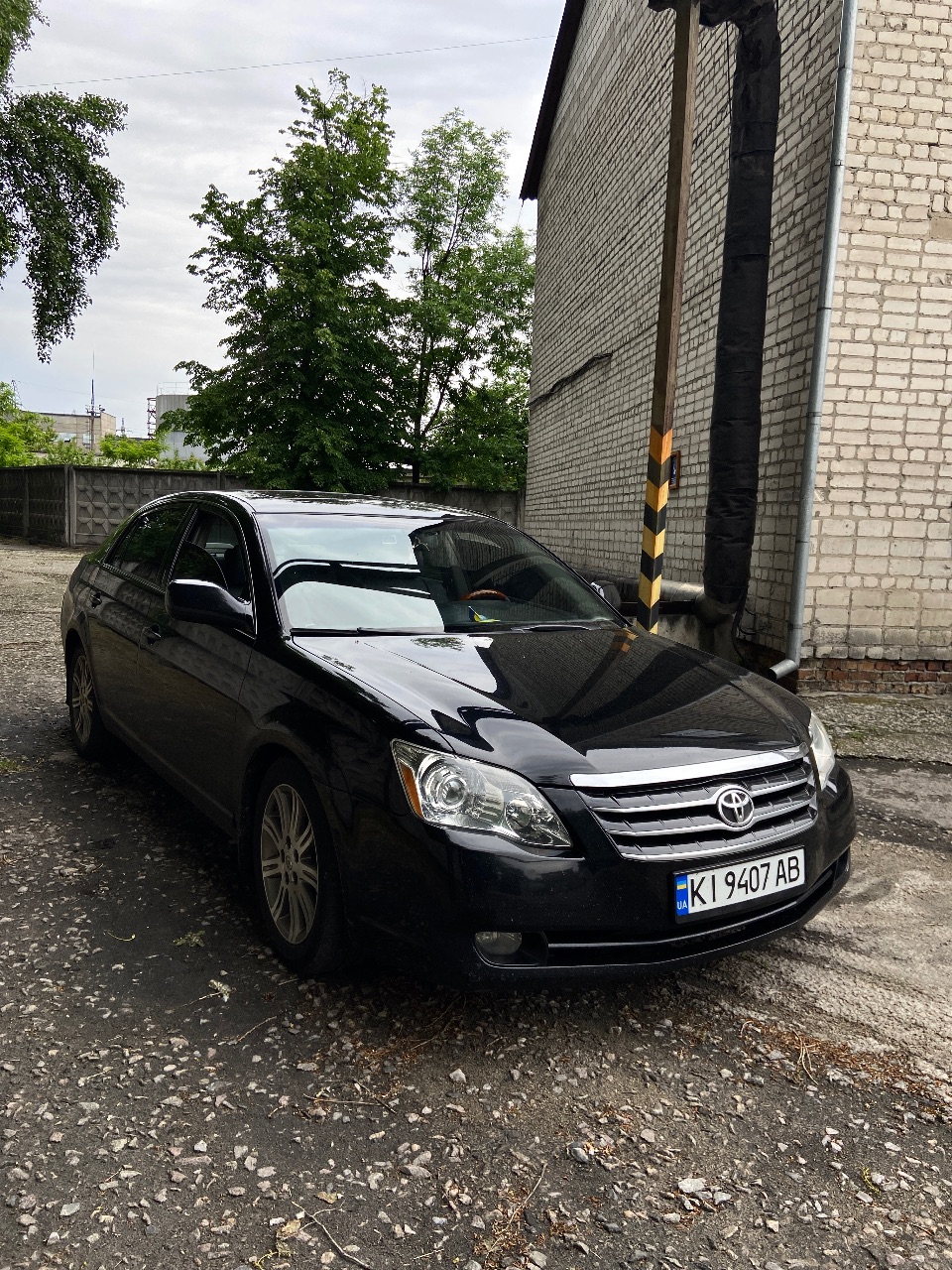 Toyota Avalon - фото 1