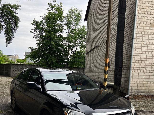 Toyota Avalon - зображення 1