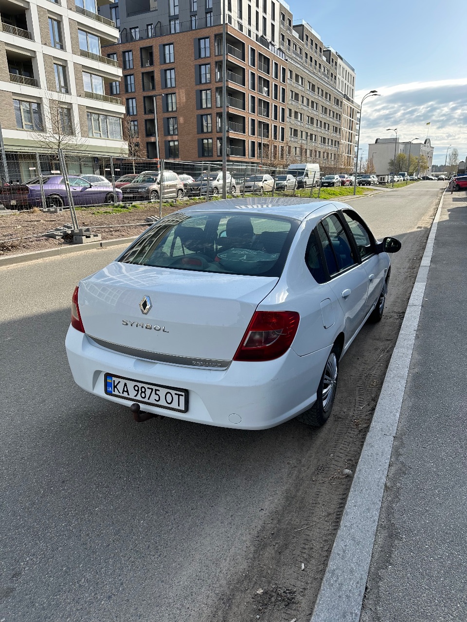 Renault Symbol - фото 12