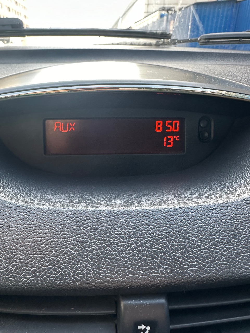 Renault Symbol - фото 13