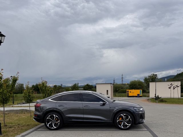 Audi e-tron Sportback - зображення 2