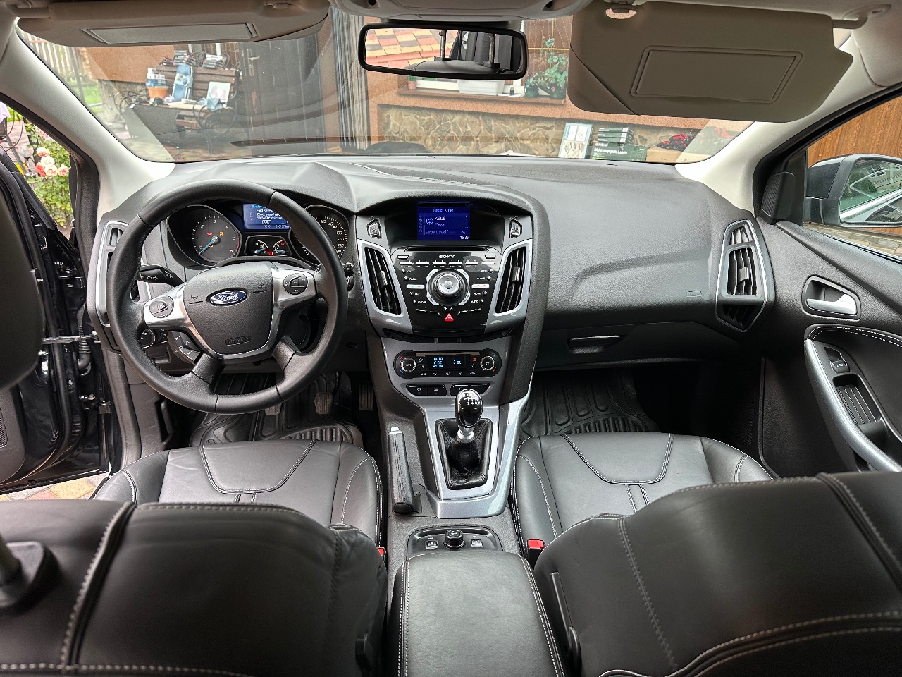 Ford Focus - фото 19