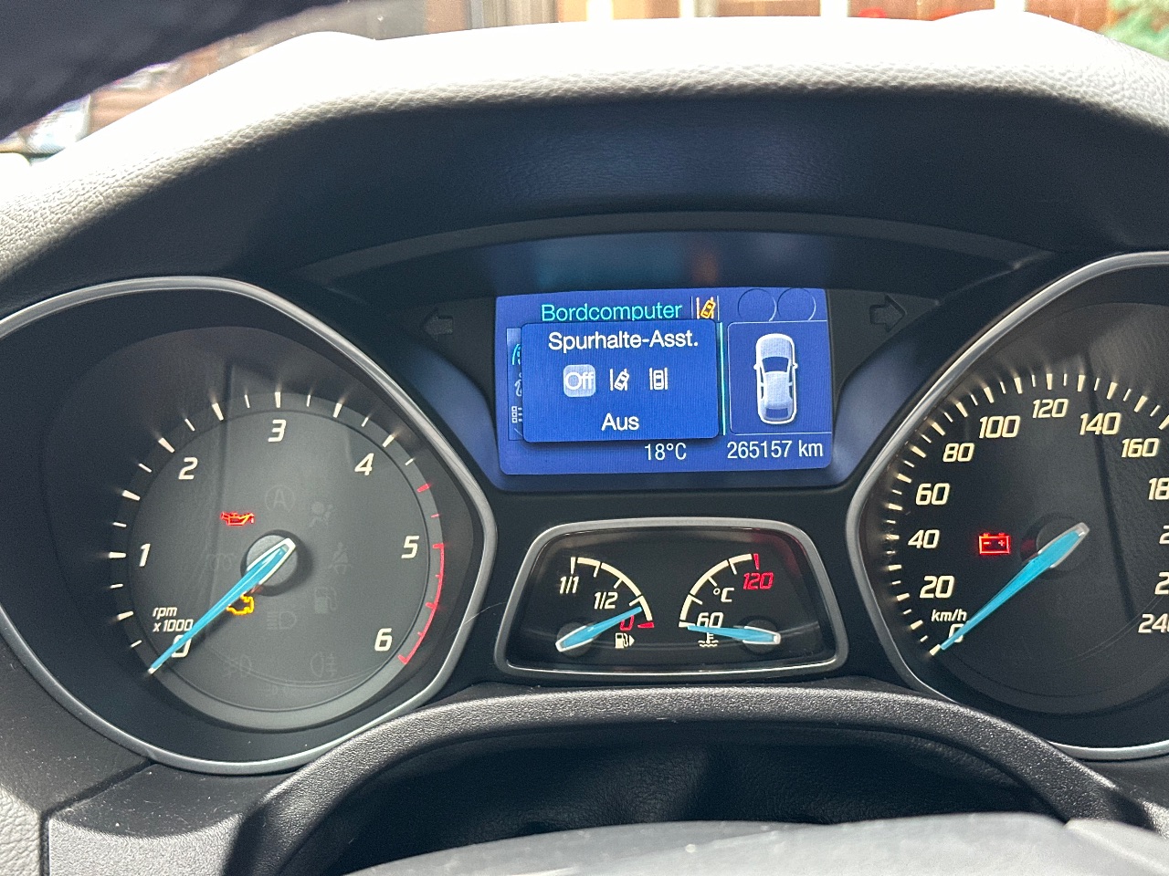 Ford Focus - фото 20