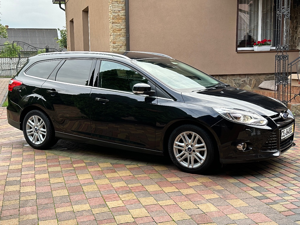 Ford Focus - фото 2