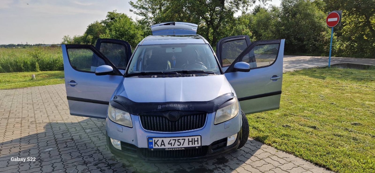 Skoda Roomster - фото 6