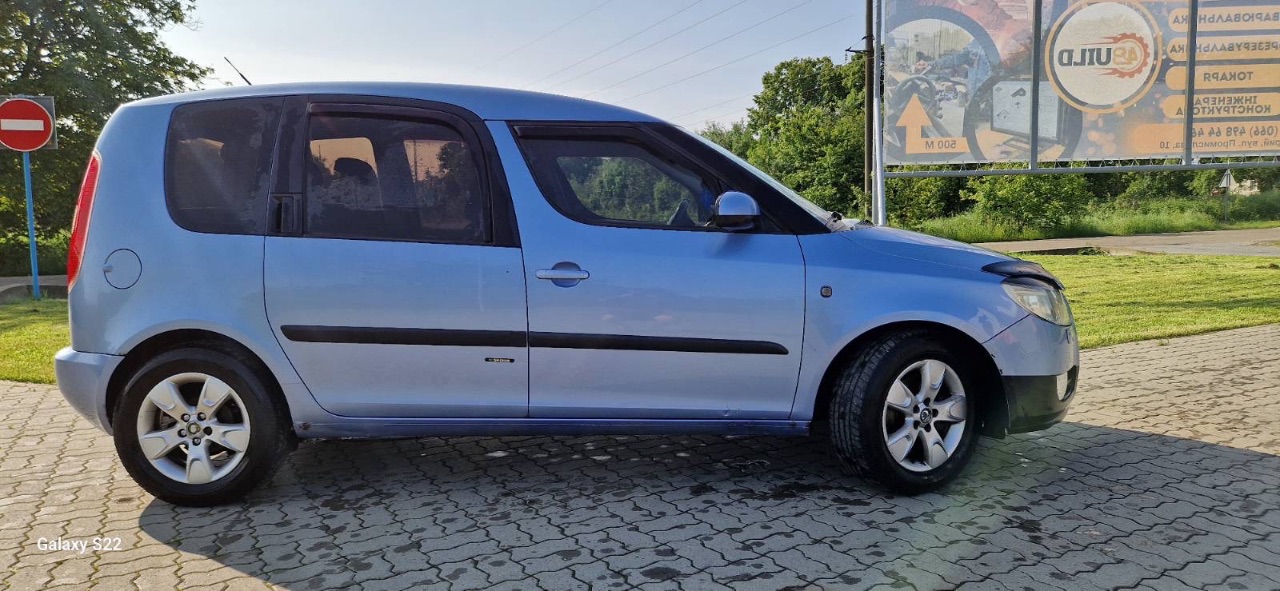 Skoda Roomster - фото 1