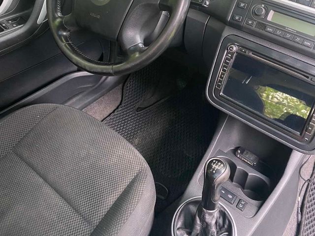 Skoda Roomster - фото 3
