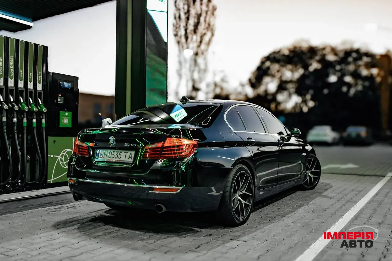 BMW 5 серії - фото 2