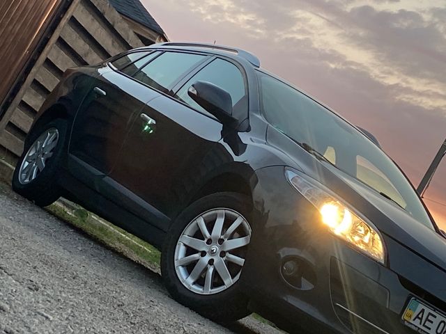 Renault Megane 2010, Дніпро, $5 999 - зображення 1