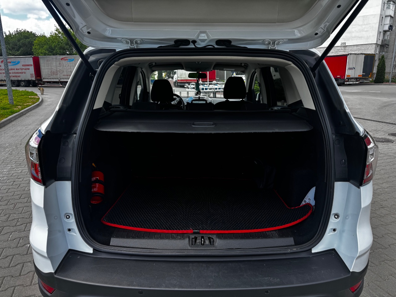 Ford Kuga - фото 25