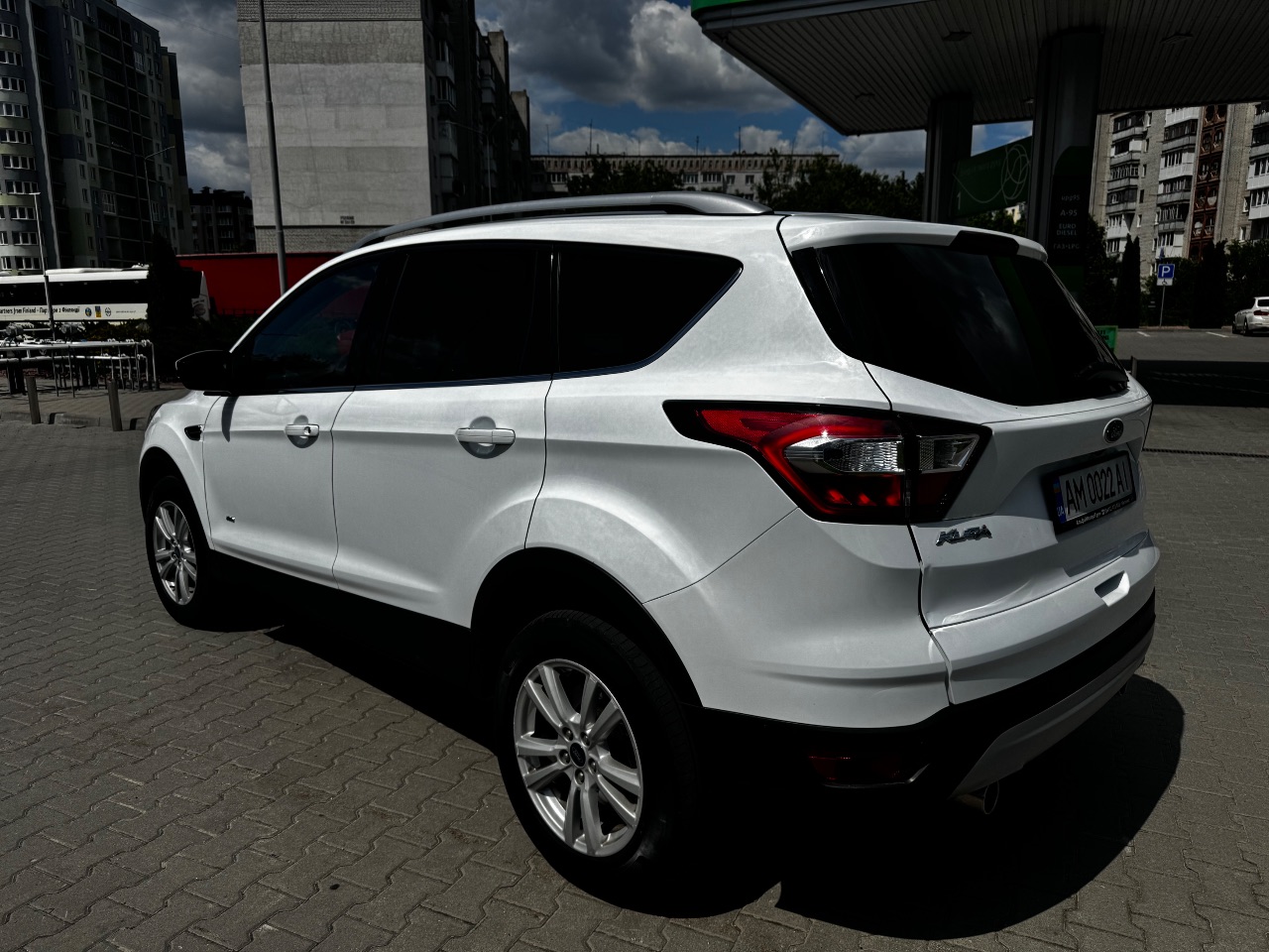 Ford Kuga - фото 18