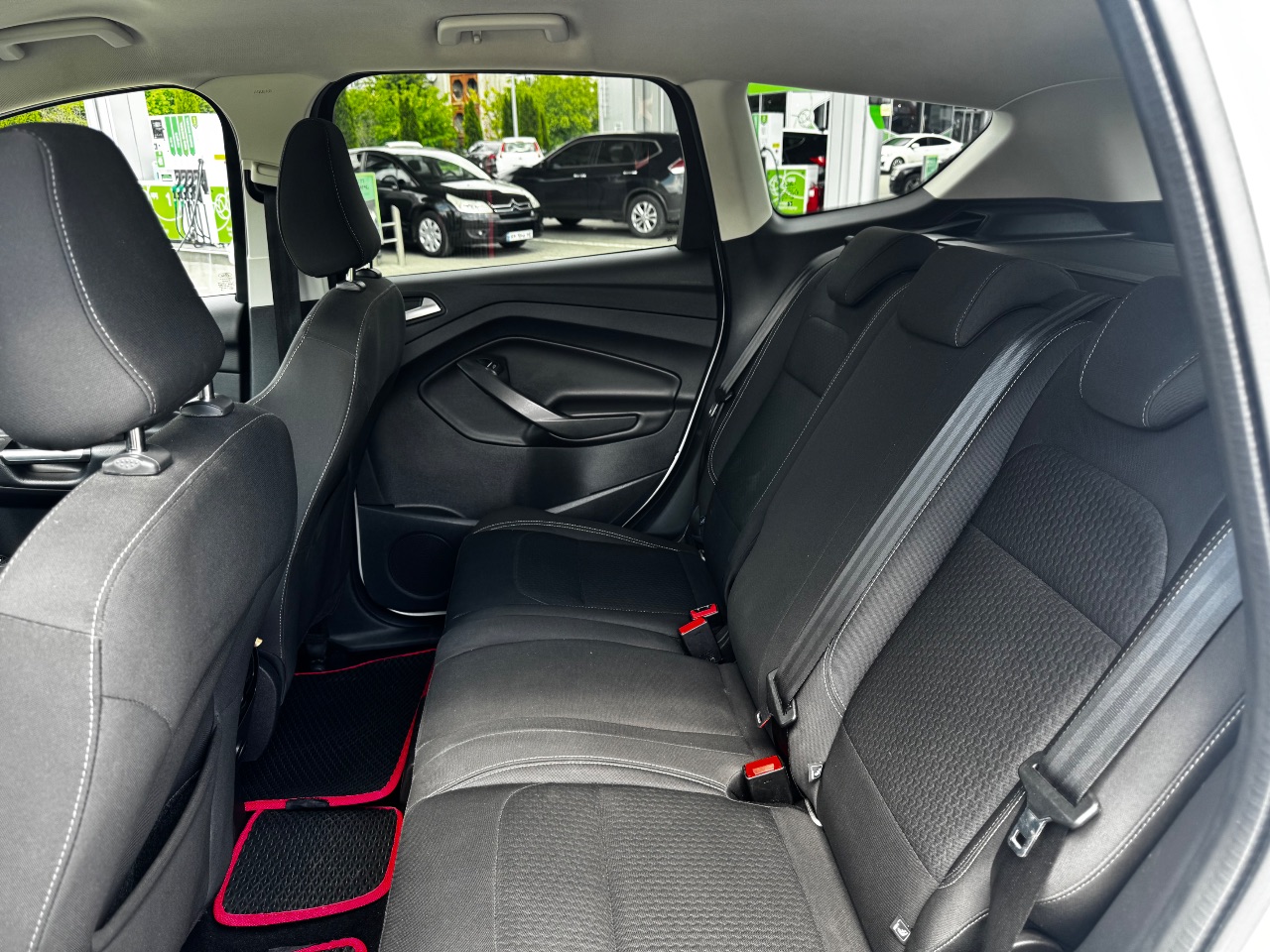 Ford Kuga - фото 10