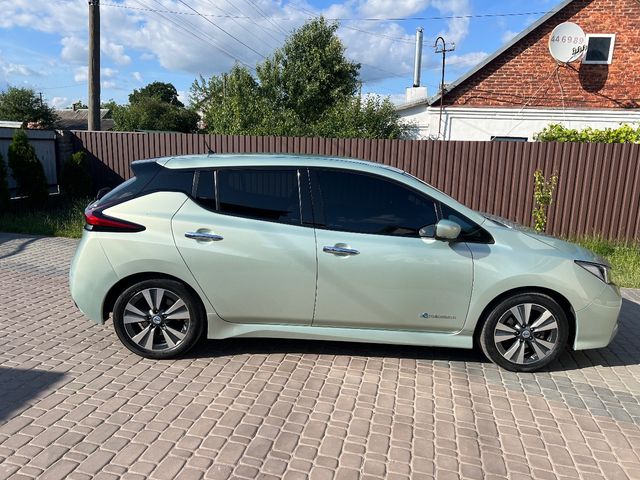Nissan Leaf 2018, Житомир, $11 600 - зображення 3