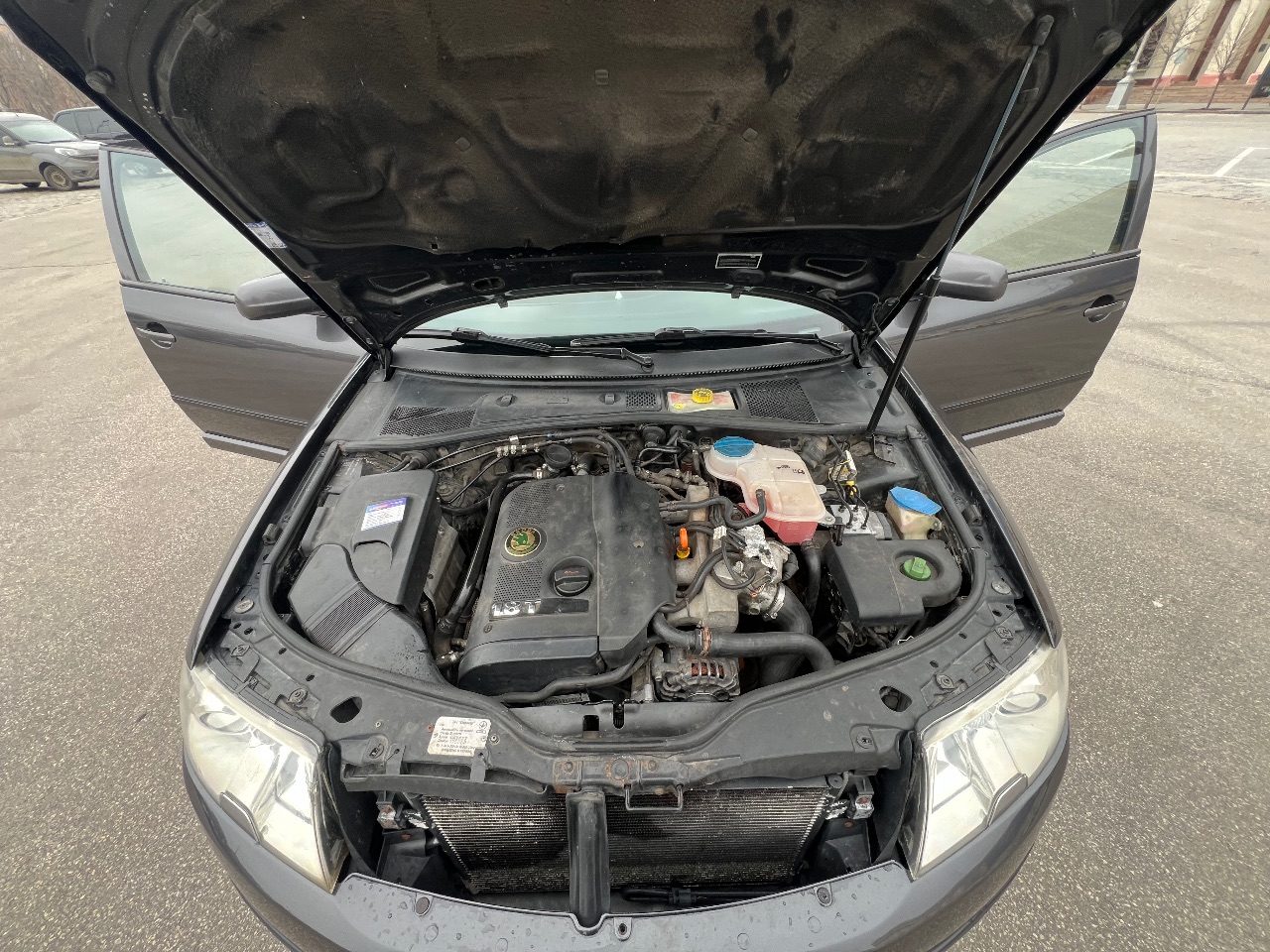 Skoda Superb - фото 12