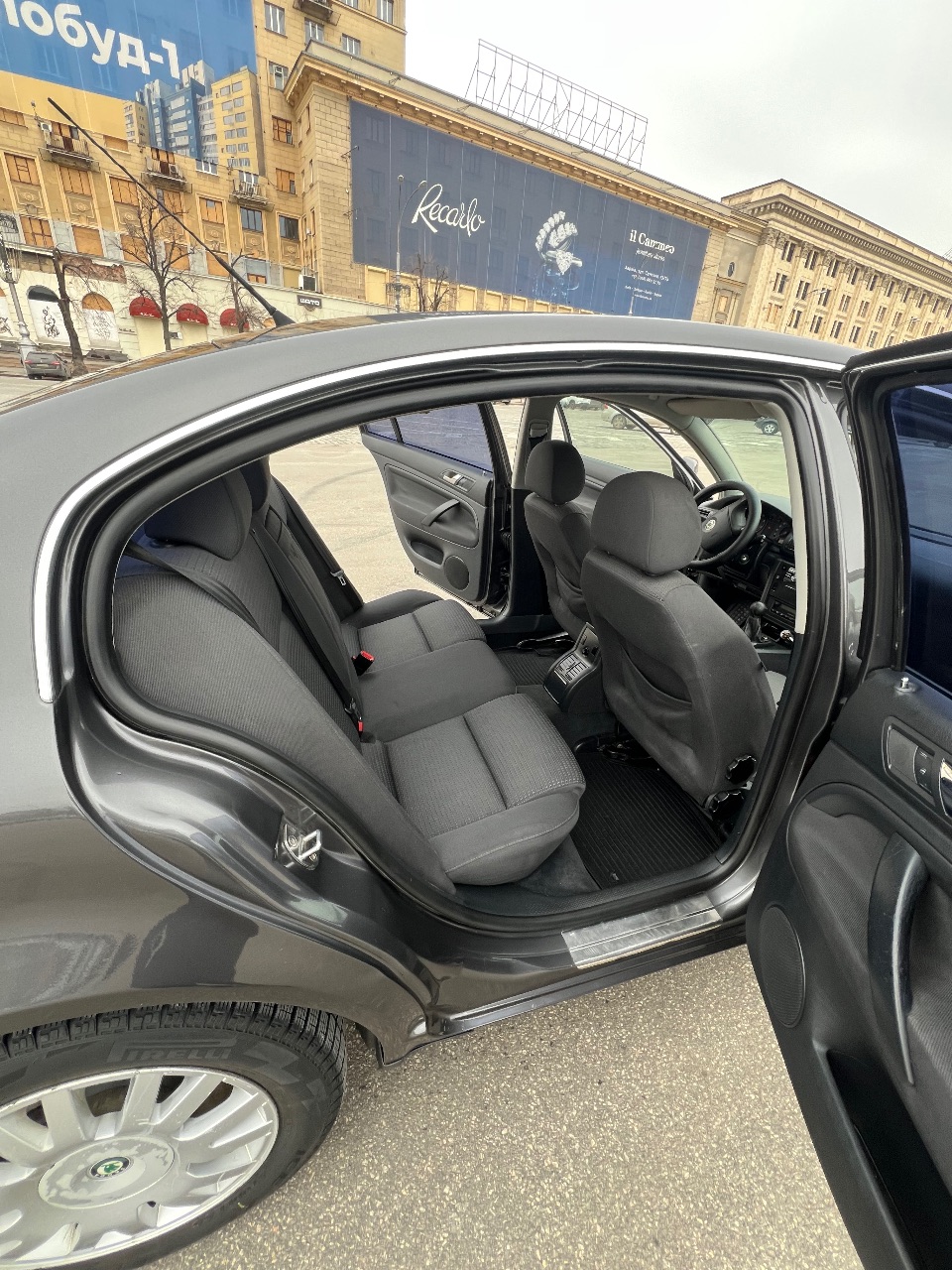 Skoda Superb - фото 13