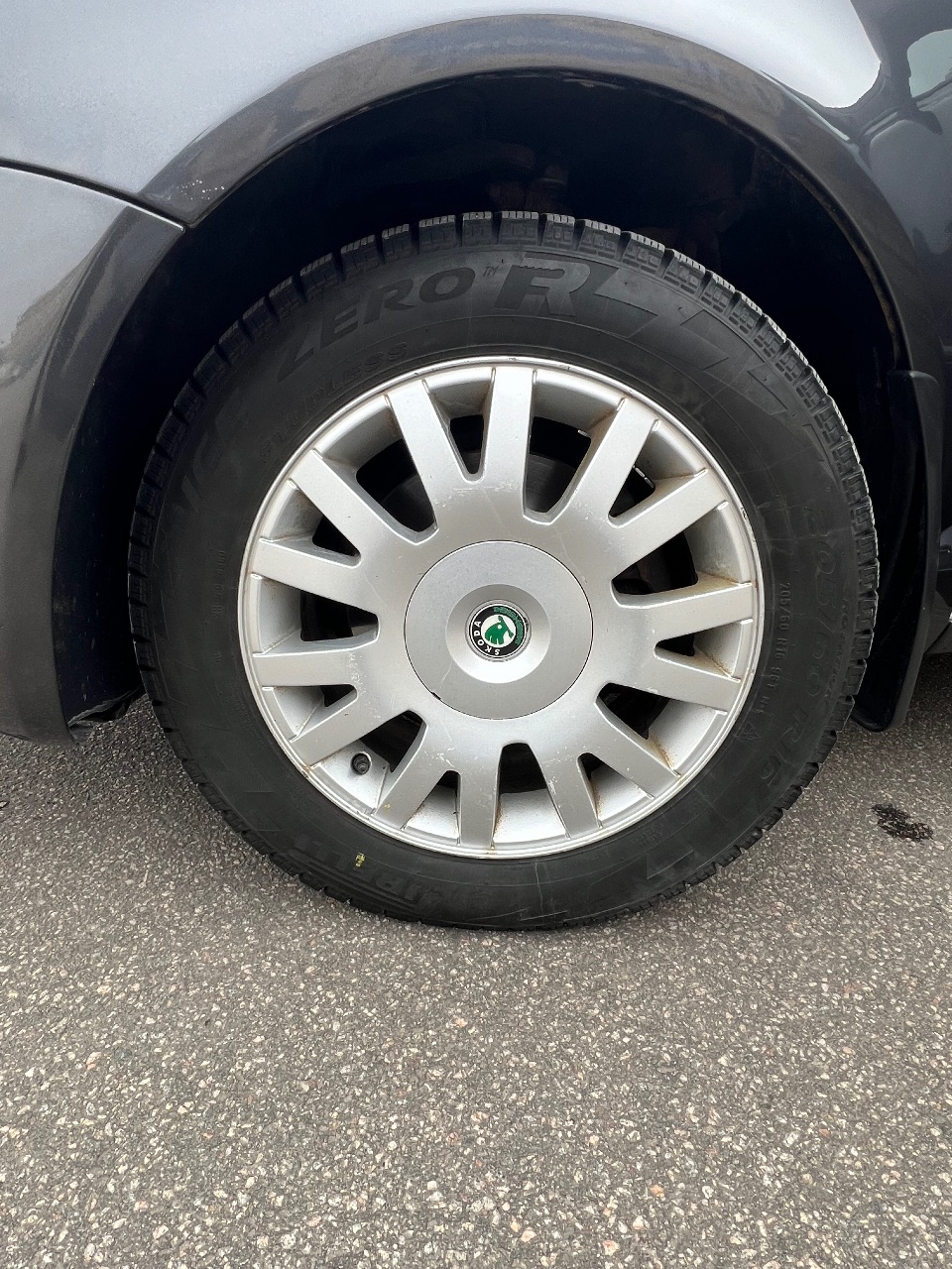 Skoda Superb - фото 14