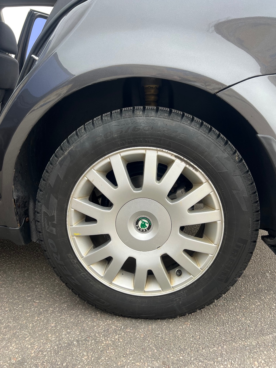 Skoda Superb - фото 17