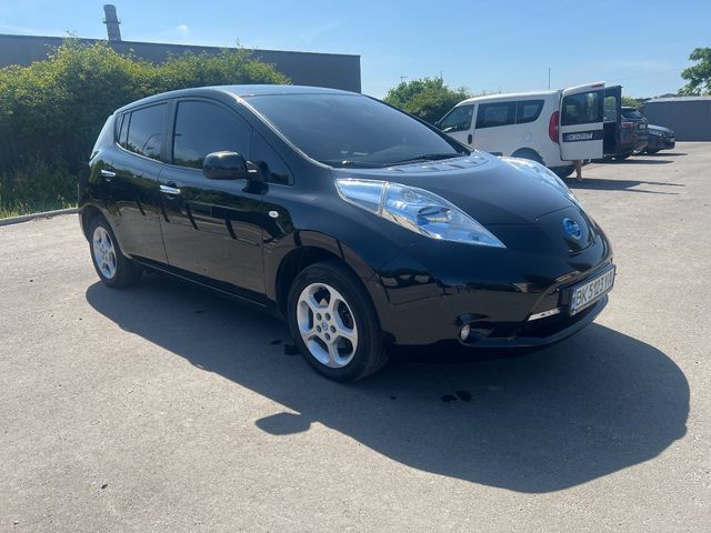 Nissan Leaf 2013, Рівне, $7 600 - зображення 4