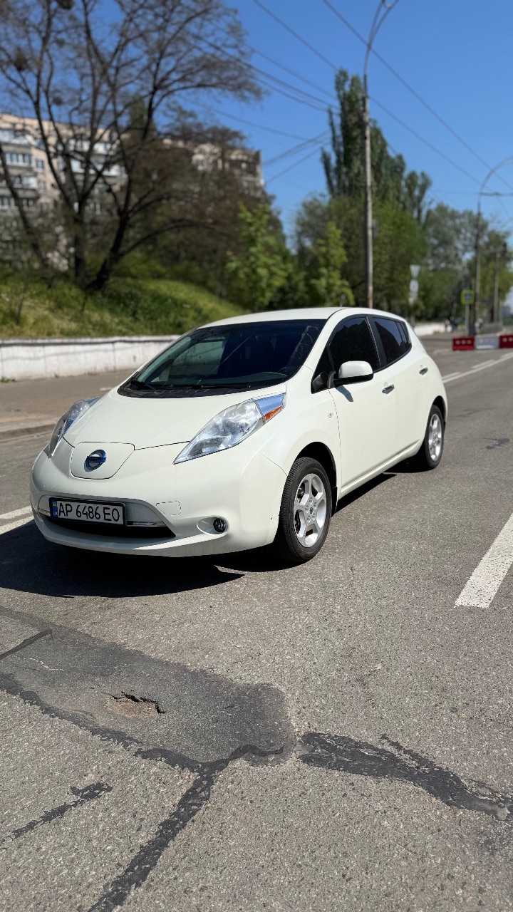 Nissan Leaf - фото 3