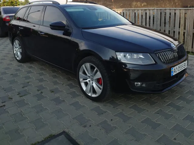 Skoda Octavia - фото 3
