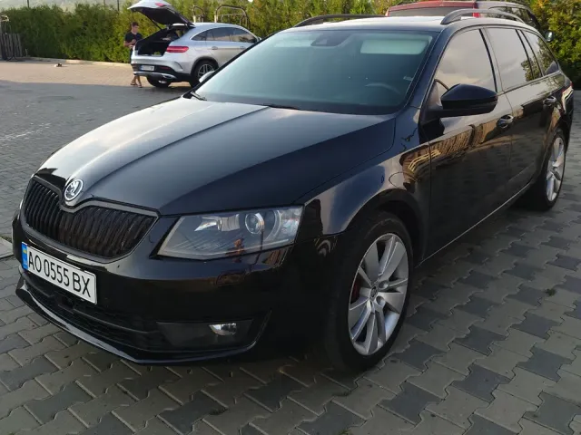 Skoda Octavia - фото 1