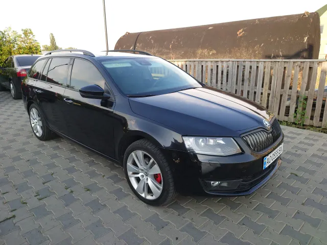 Skoda Octavia - фото 2